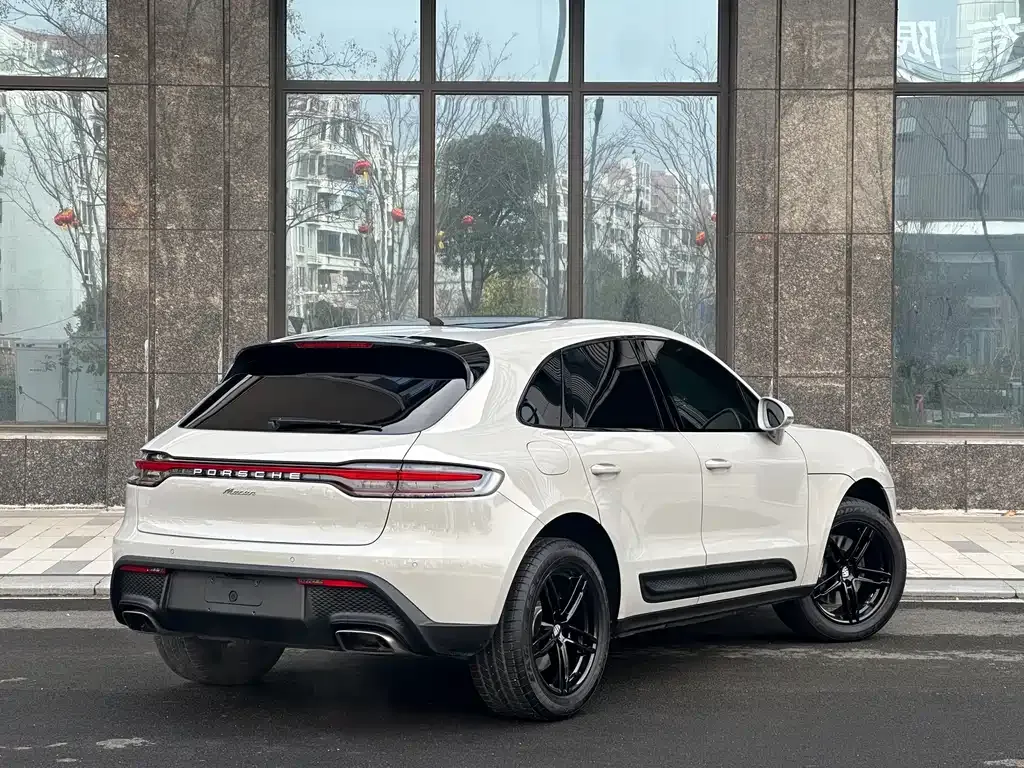 Porsche Macan — фото 8