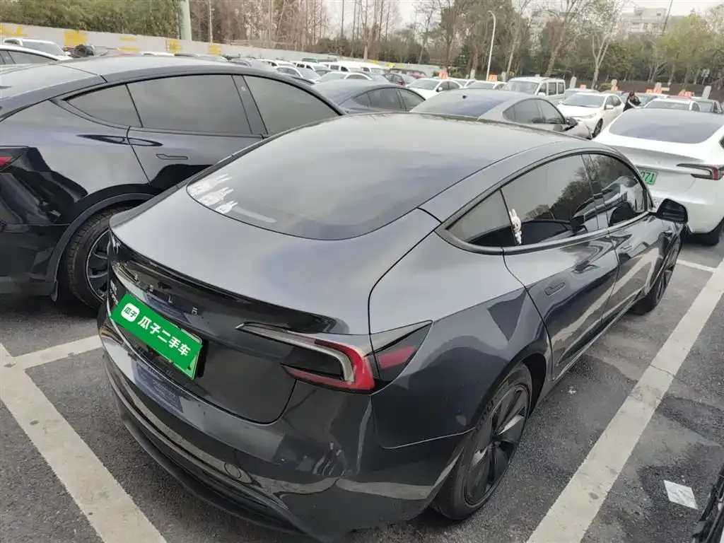 Tesla Model 3 2024 из CN, фото 7