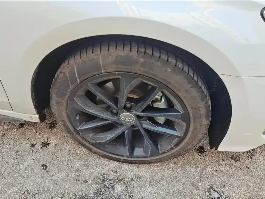 Audi A3 — фото 9