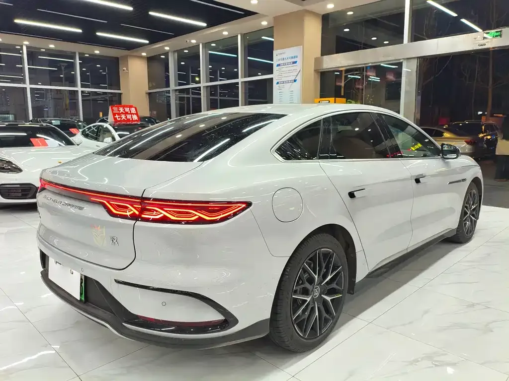 BYD Han 2024 из CN, фото 8
