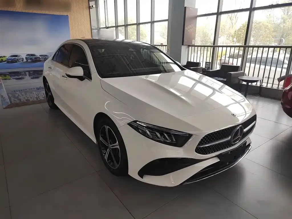 Mercedes-Benz A-Class 2023 из CN, фото 10