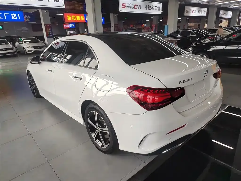 Mercedes-Benz A-Class 2023 из CN, фото 8