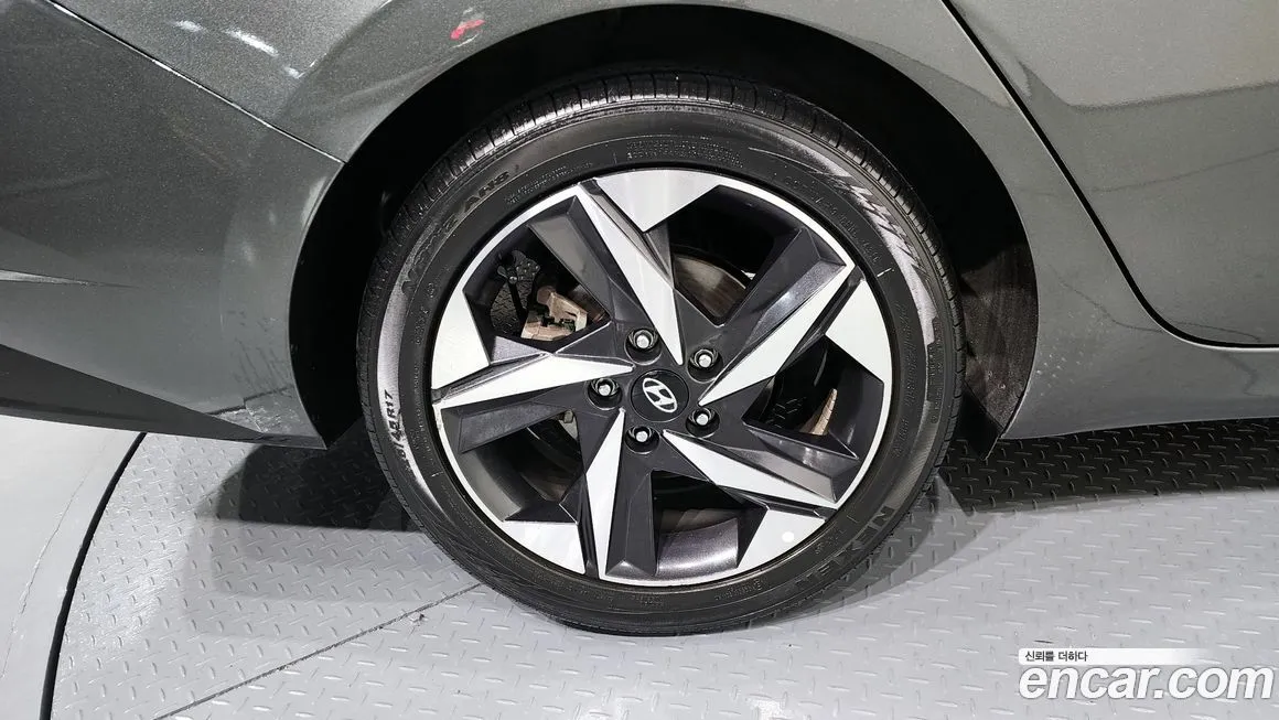 Hyundai AVANTE 2021 из KR, фото 6