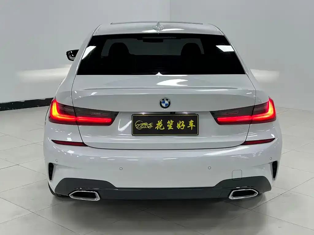 BMW 3 Series 2022 из CN, фото 2