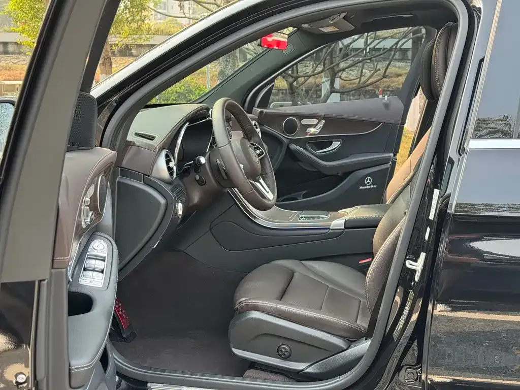 Mercedes-Benz GLC 2023 из CN, фото 8