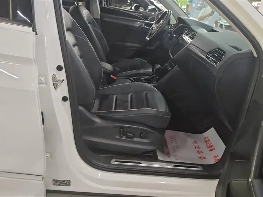 Volkswagen Tiguan L New Energy 2021 из CN, фото 10
