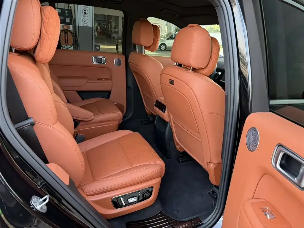 Li Auto L8 2025 из CN, фото 6