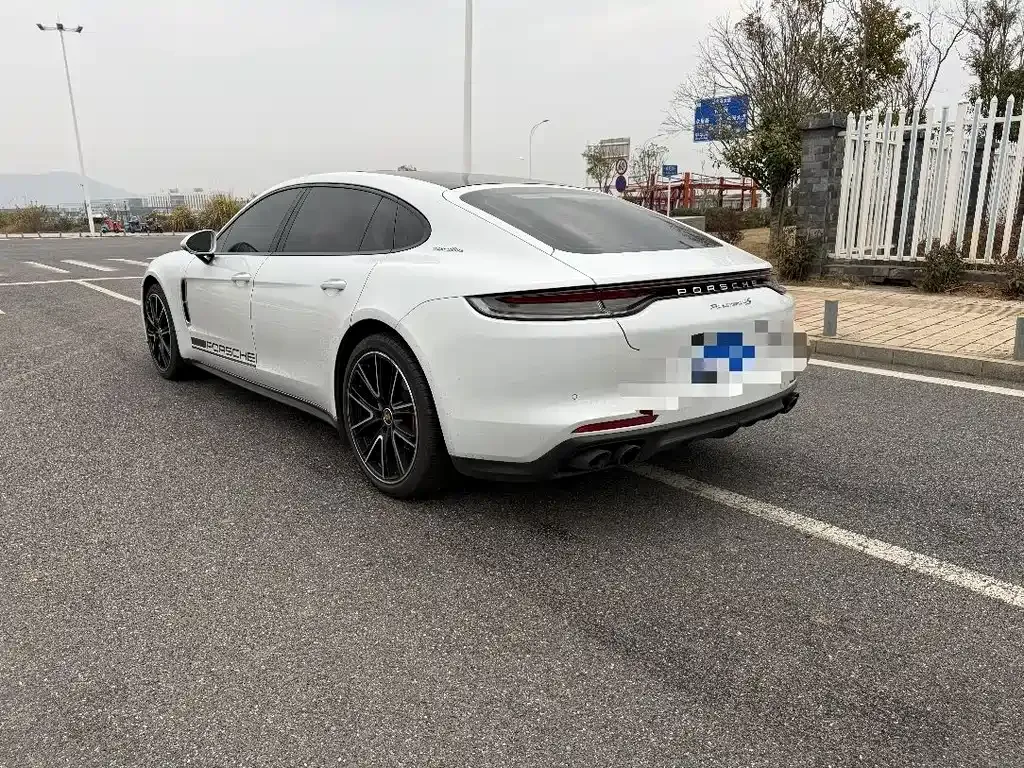 Porsche Panamera 2022 из CN, фото 7