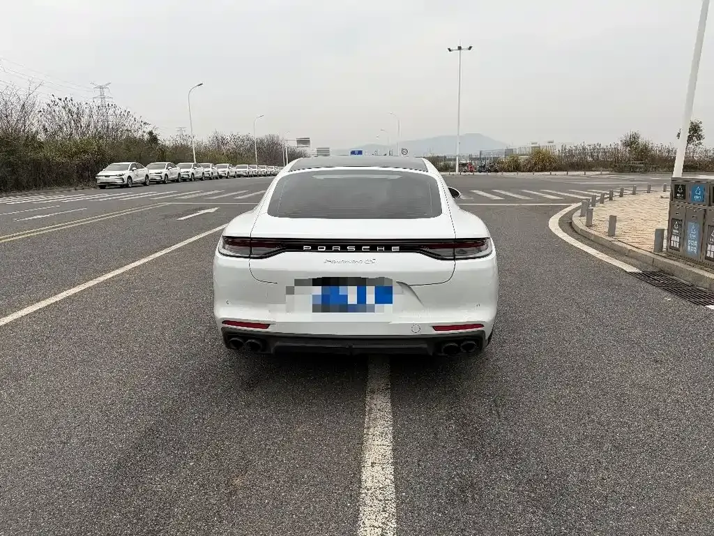 Porsche Panamera 2022 из CN, фото 9