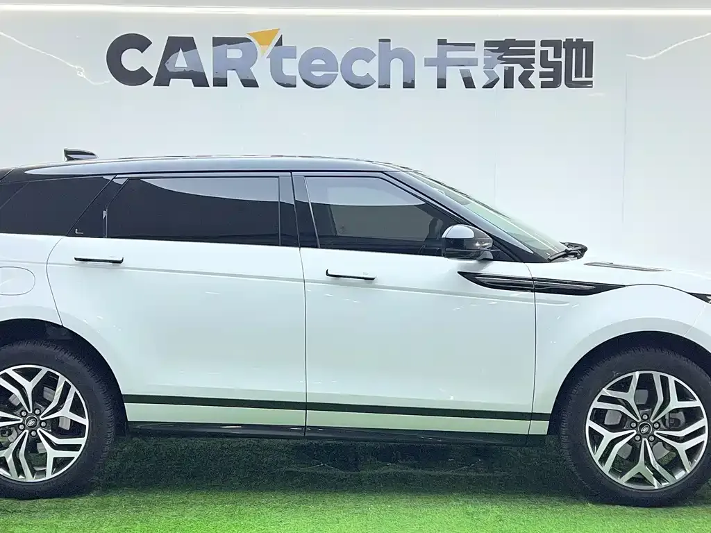 Land Rover Evoque 2023 из CN, фото 6