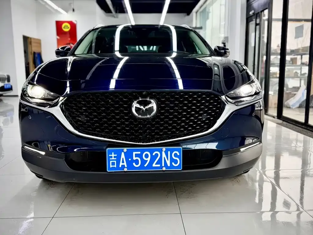 Mazda CX-30 — фото 8