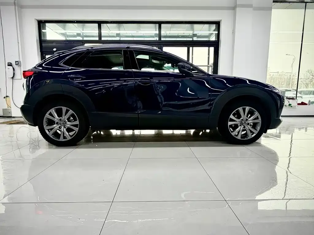 Mazda CX-30 — фото 2