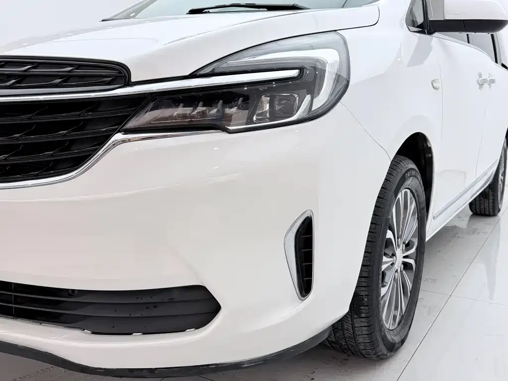 Buick GL8 2022 из CN, фото 10