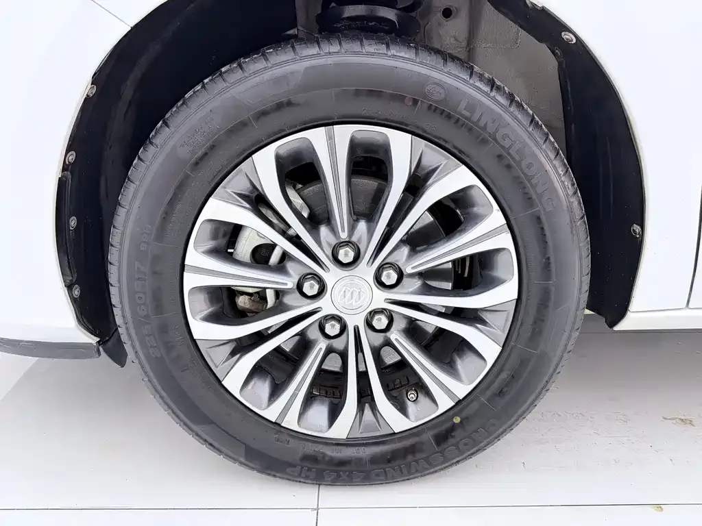 Buick GL8 2022 из CN, фото 8