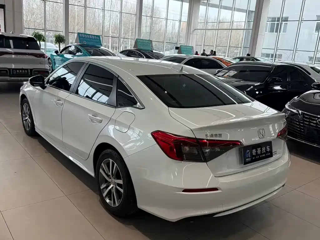 Honda Civic — фото 3