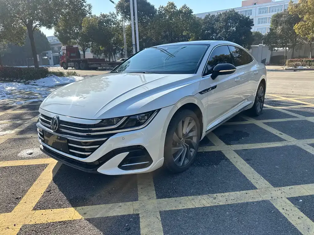 Volkswagen CC 2023 из CN, фото 8