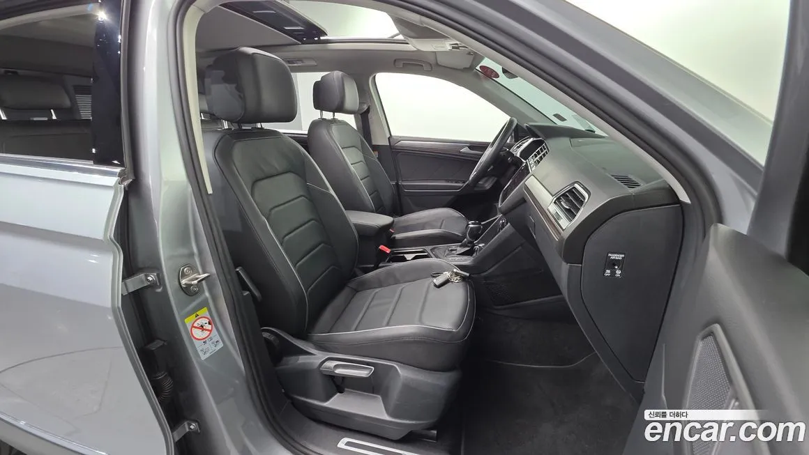 Volkswagen Tiguan — фото 7