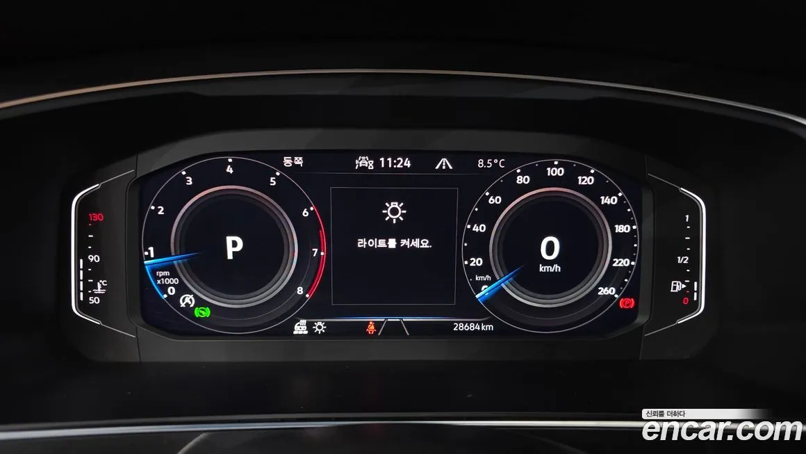 Volkswagen Tiguan — фото 9