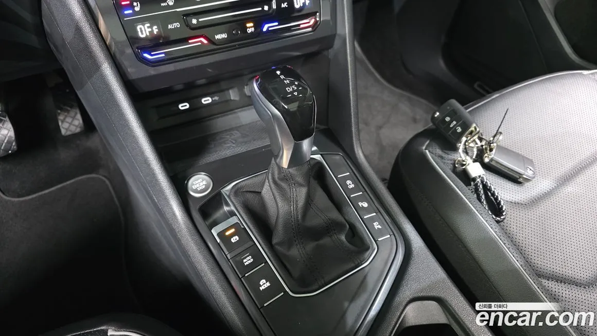 Volkswagen Tiguan — фото 6