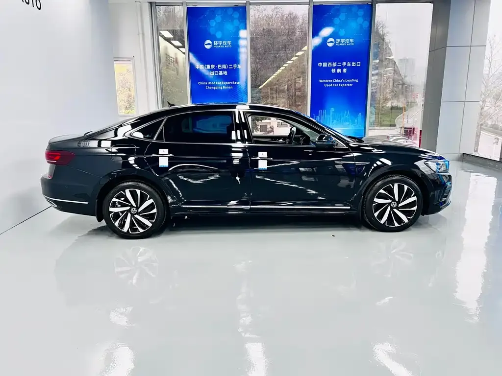 Volkswagen Passat 2023 из CN, фото 2