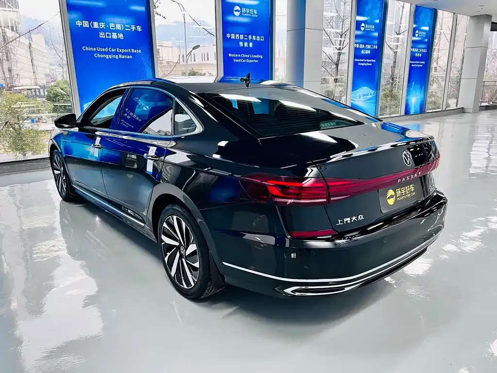 Volkswagen Passat 2023 из CN, фото 9