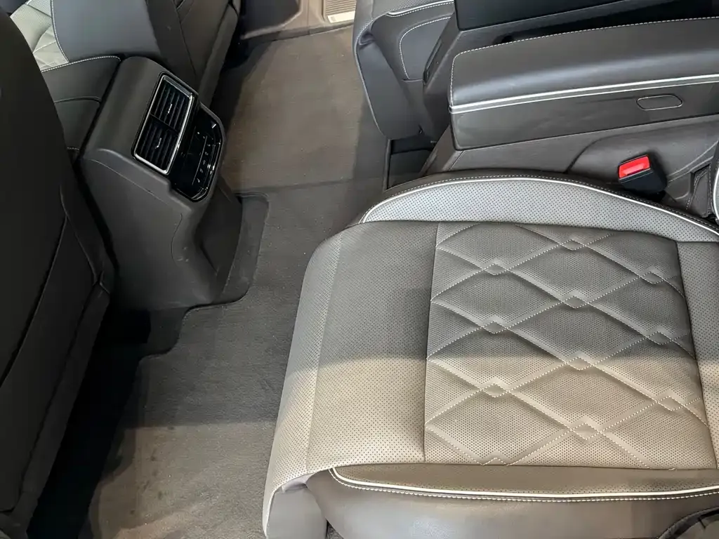 Volkswagen Viloran 2024 из CN, фото 7