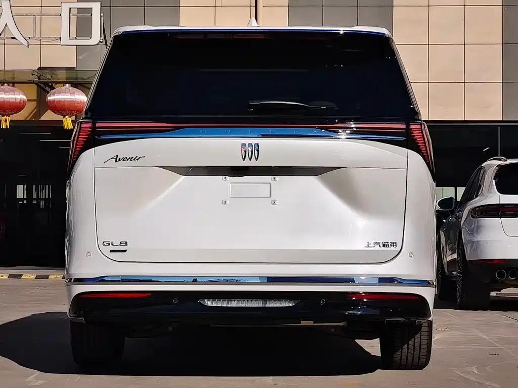 Buick GL8 Hybrid — фото 7