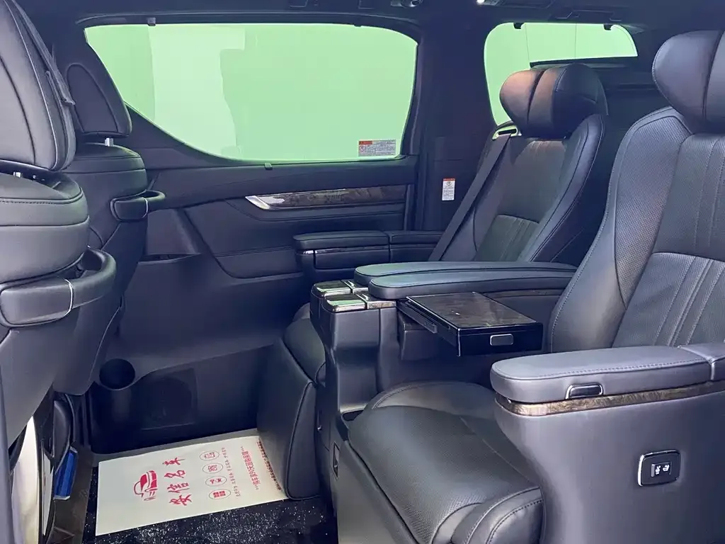 Toyota Alphard 2021 из CN, фото 6