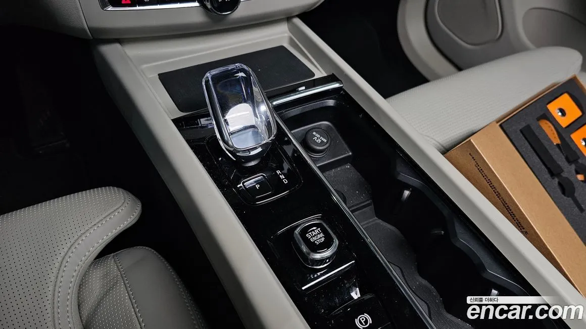 Volvo XC60 2026 из KR, фото 8