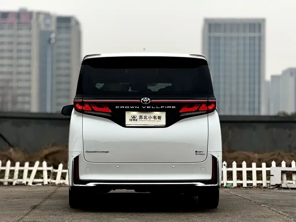 Toyota Vellfire 2024 из CN, фото 4