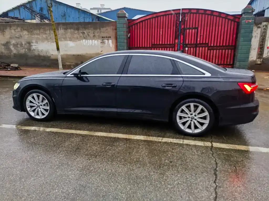Audi A6L 2021 из CN, фото 2