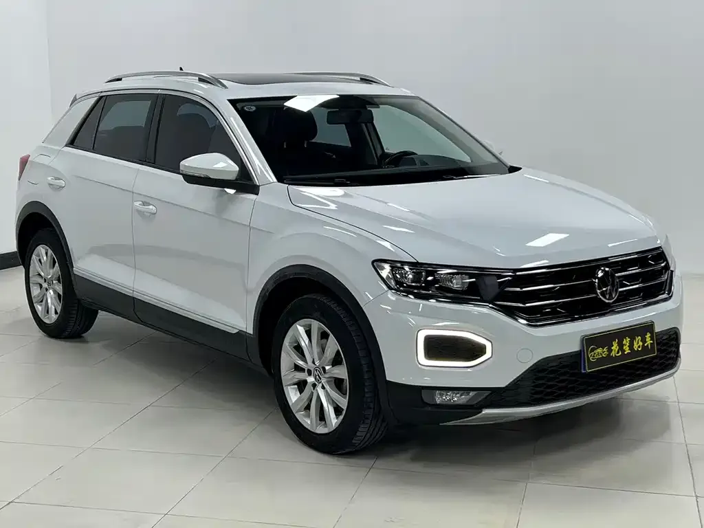 Volkswagen T-Roc 2023 из CN, фото 2