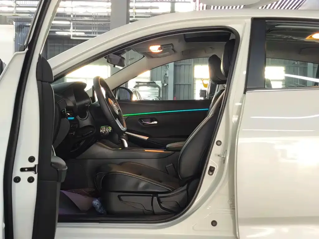 Nissan Sylphy 2024 из CN, фото 5