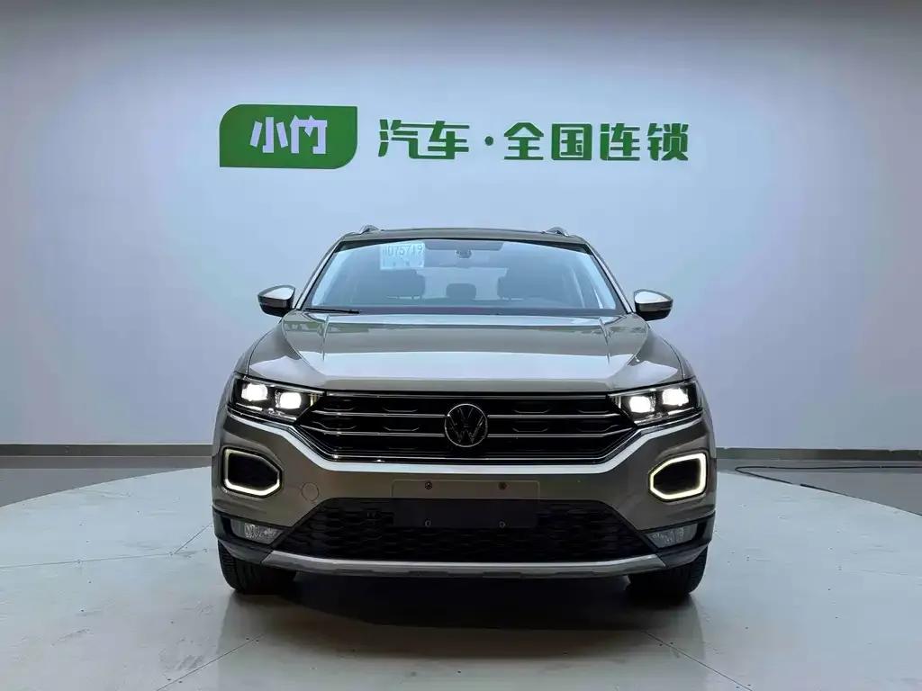 Volkswagen T-Roc 2023 из CN, фото 2