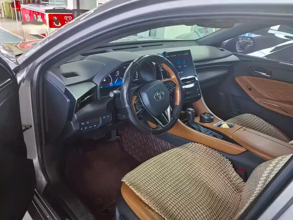 Toyota Avalon 2021 из CN, фото 4