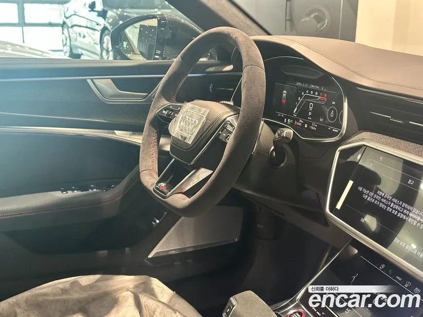 Audi RS6 2025 из KR, фото 10