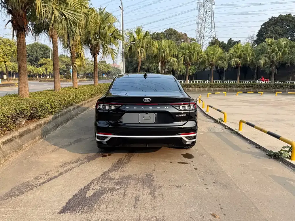 Ford Mondeo 2024 из CN, фото 3