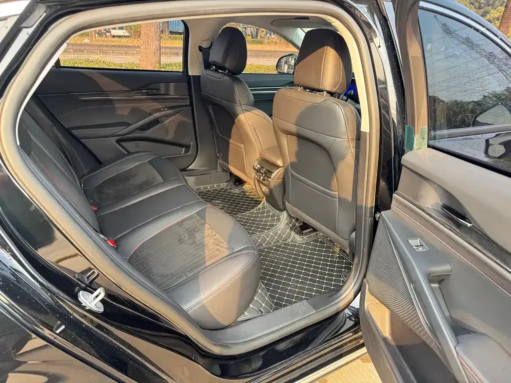 Ford Mondeo 2024 из CN, фото 10