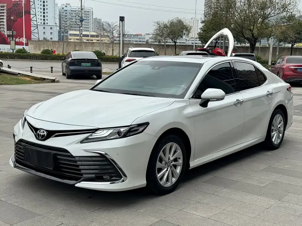 Toyota Camry 2022 из CN, фото 1