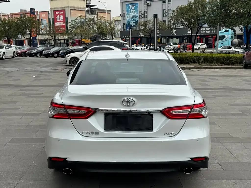Toyota Camry 2022 из CN, фото 8