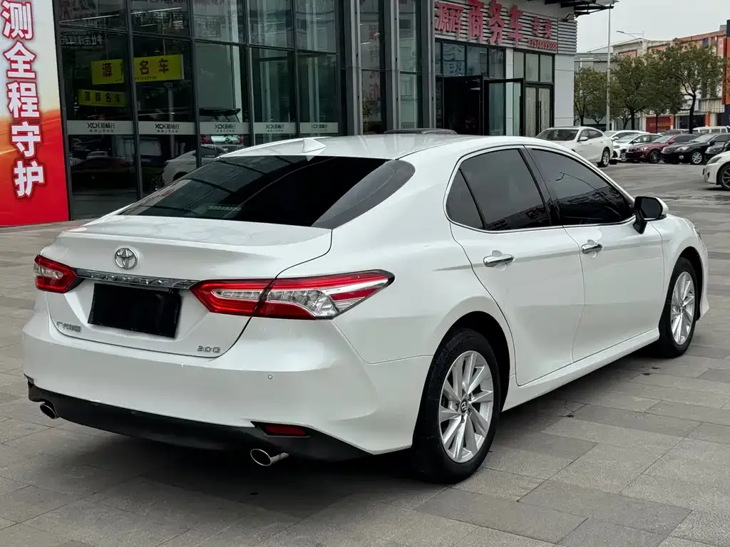 Toyota Camry 2022 из CN, фото 7