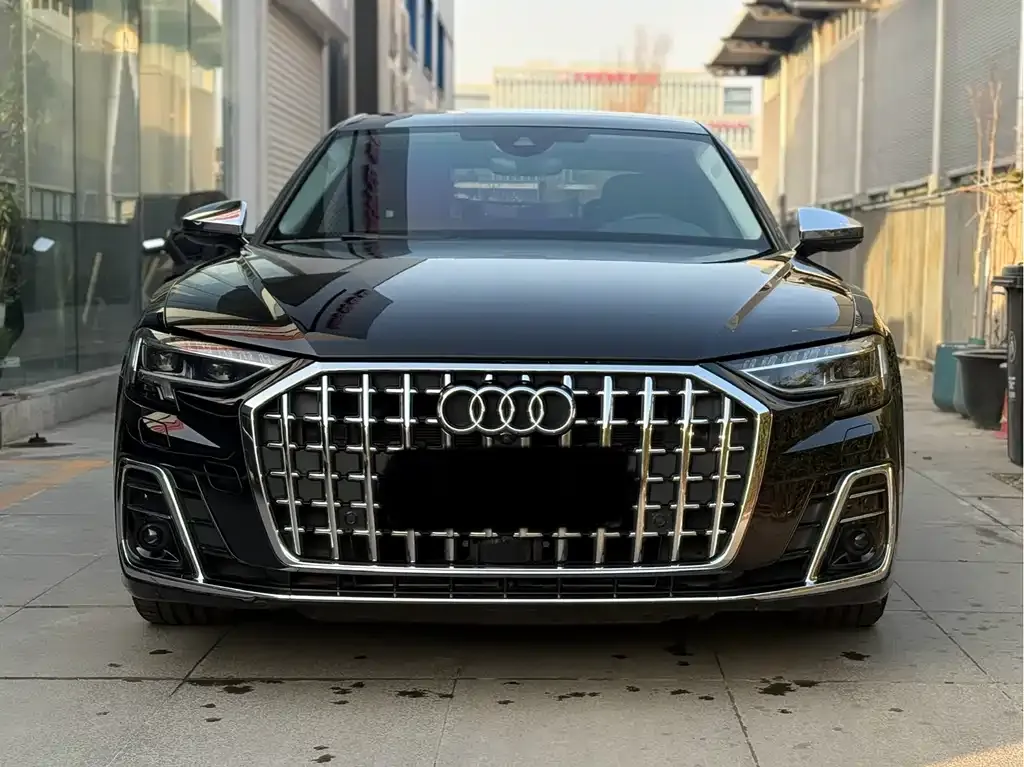 Audi A8 2023 из CN, фото 10
