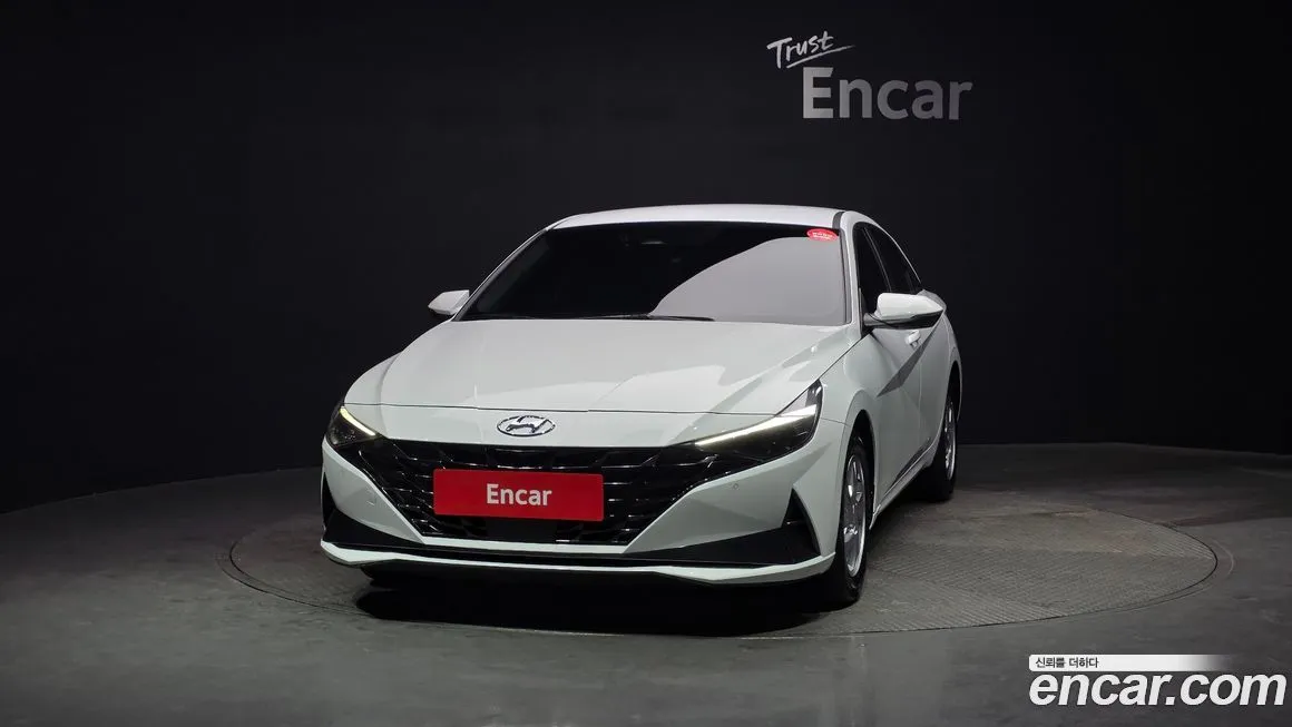 Hyundai AVANTE — фото 3