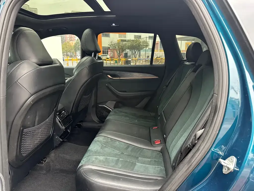 Geely Xingyue L 2023 из CN, фото 9