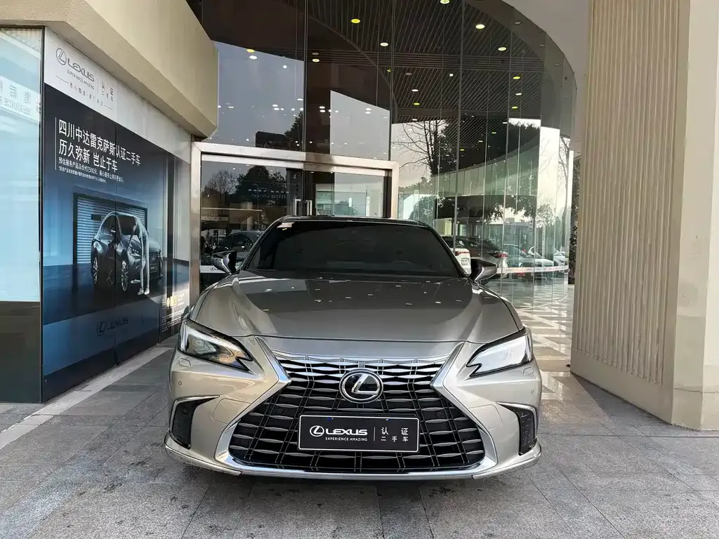 Lexus ES 2025 из CN, фото 1