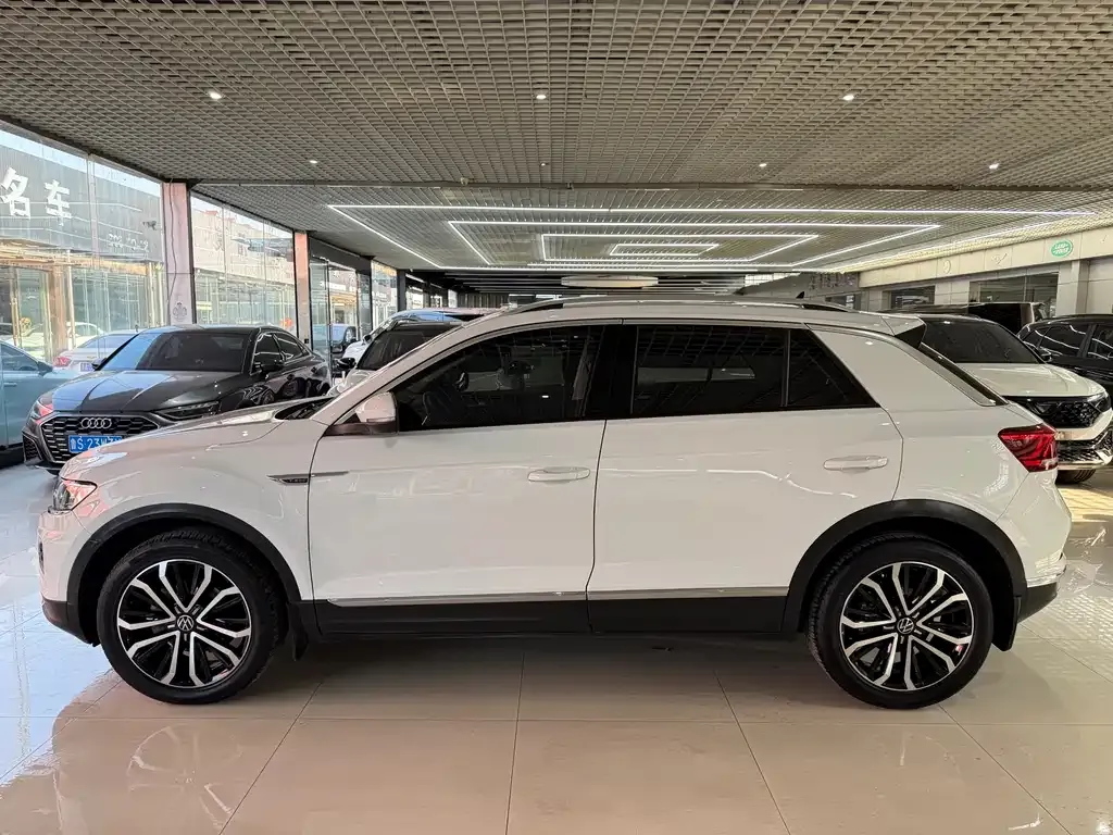 Volkswagen T-Roc 2022 из CN, фото 9
