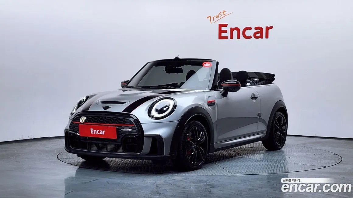 Mini Cooper Convertible — фото 1