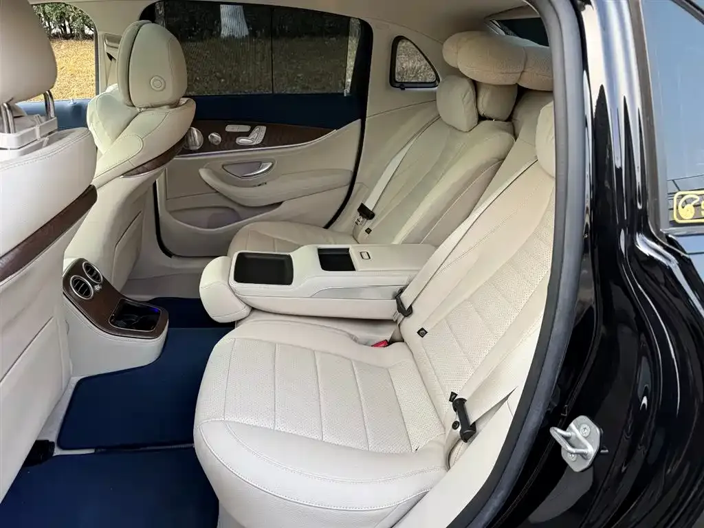 Mercedes-Benz E-Class 2022 из CN, фото 5