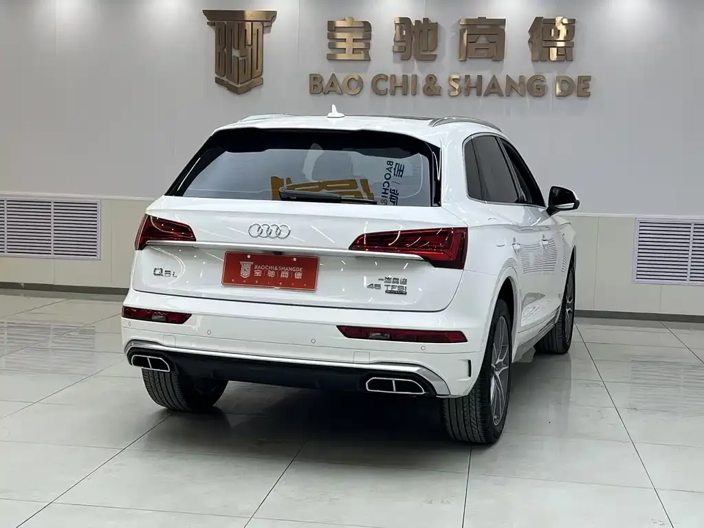 Audi Q5L 2021 из CN, фото 8