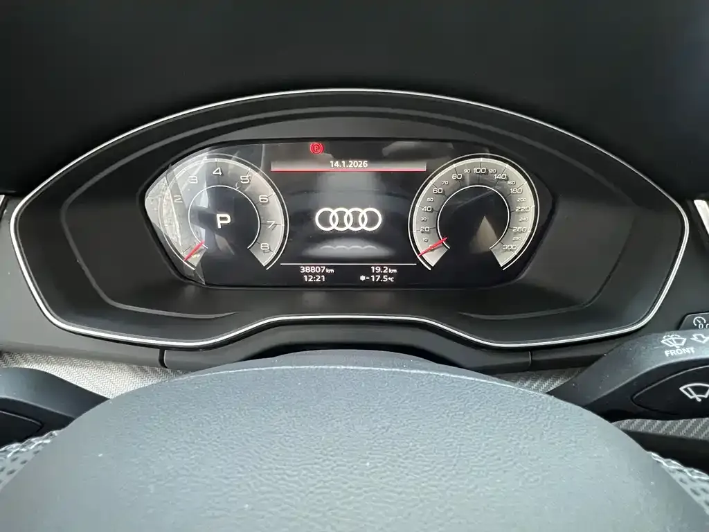 Audi Q5L 2021 из CN, фото 3